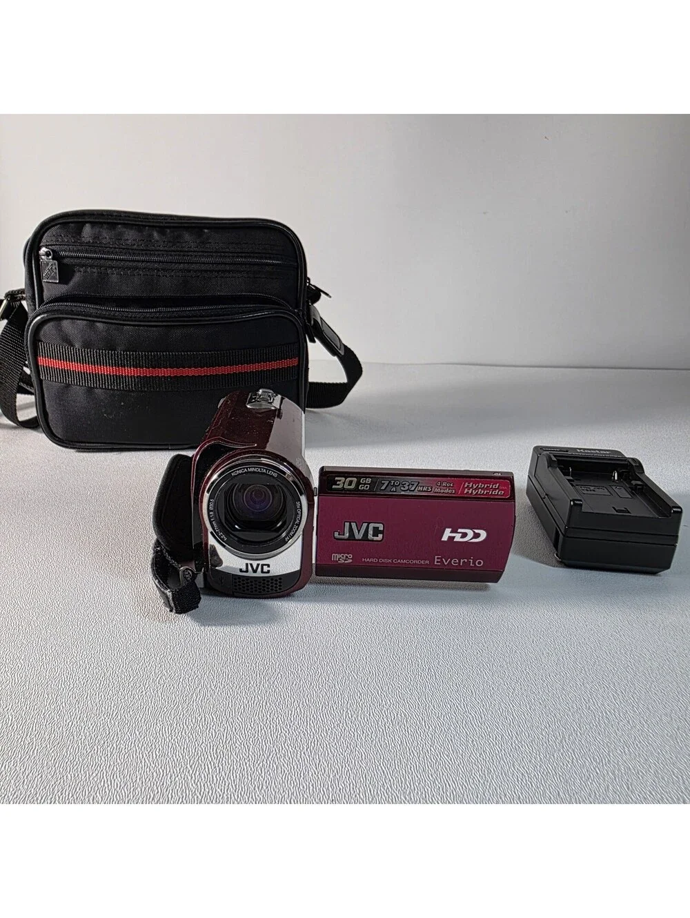 JVC Everio GZ-MG330RU 30GB HDD Camcorder Red W Micro SD Bag Charger Tested Works
